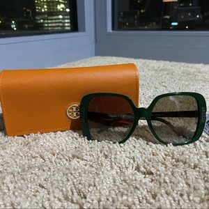 Tory Burch Olive Block T-Hinge Sunglasses